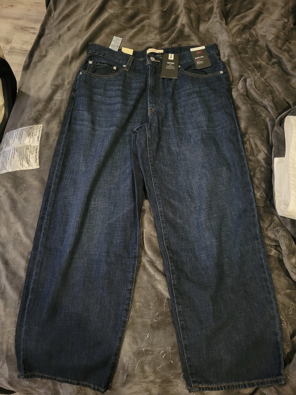 Levi's Men's Relaxed Jeans in Dark Indigo